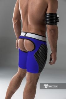 Maskulo Padded Shorts with Open Back